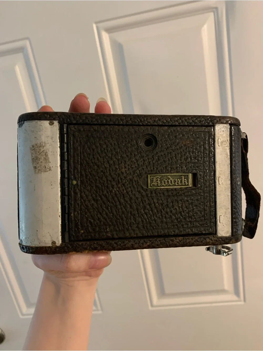 Kodak Vintage Brown Box Camera - Classic Brown Finish untested